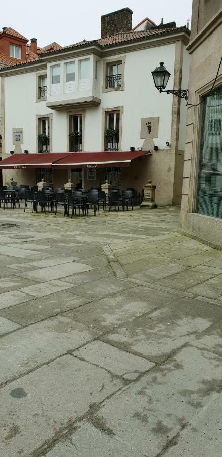 Rossol Church Square Hostel *